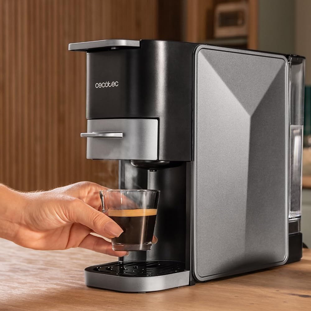 machines à café à capsules FreeStyle Compact White. Cafetière espresso très compacte 4 en 1 | Elevira