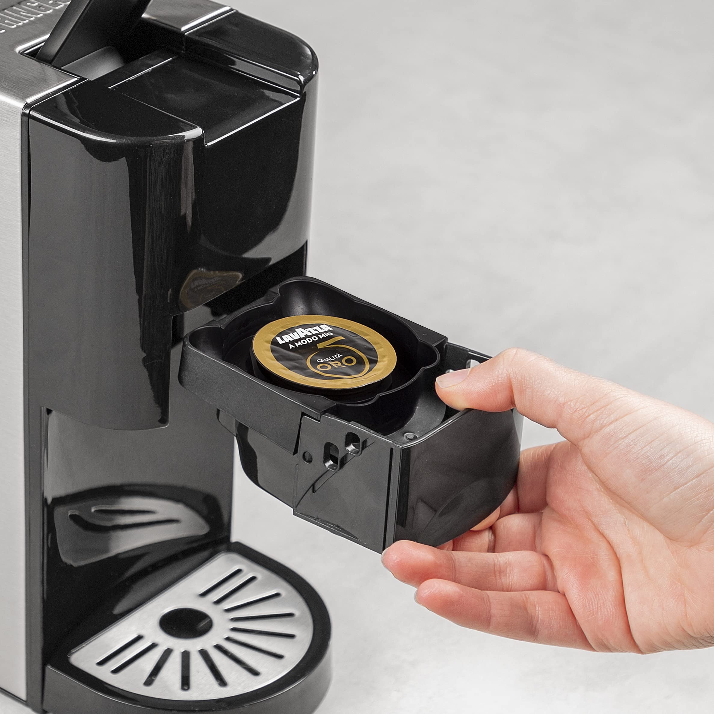 Machine à café - Multicapsules - 0,8 L - 1450 W | Elevira